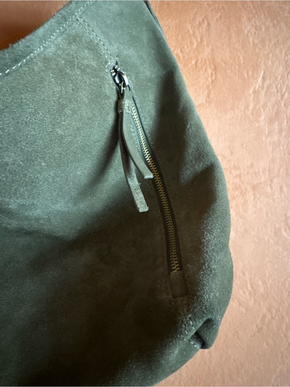 Green Genuine Suede Leather Slouchy Hobo Shoulder Bag Zip Detail - Picture 2 of 10